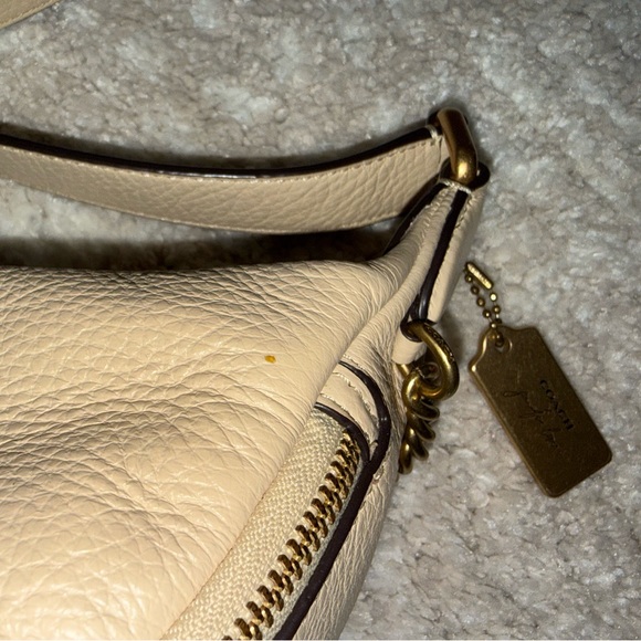 Coach x Jennifer Lopez Cream Leather Chain Crossbody Bag - Picture 4 of 6